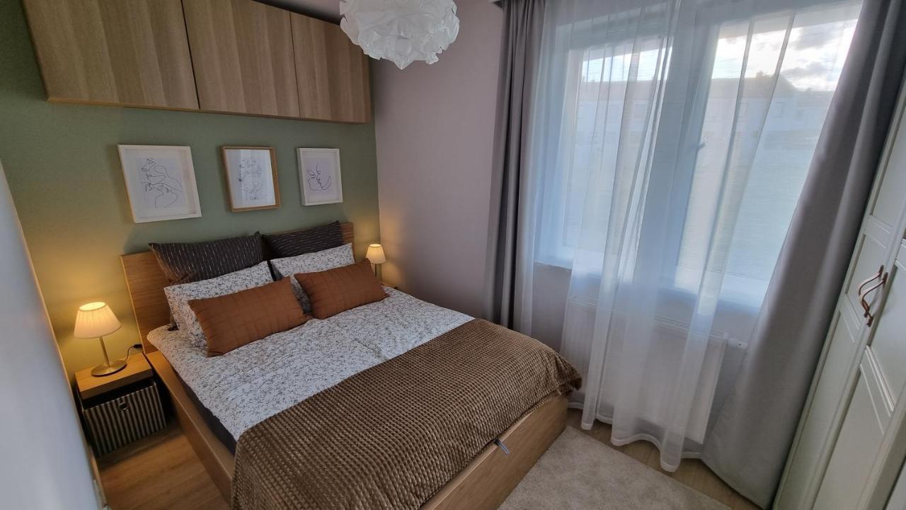 Apartament Mlody Gdansk - Bezplatny Parking, Mocne Wifi, Dobre Polaczenie Z Lotniskiem Екстер'єр фото